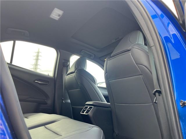 صورة مصغرة 21 لـ 2018 Lexus UX