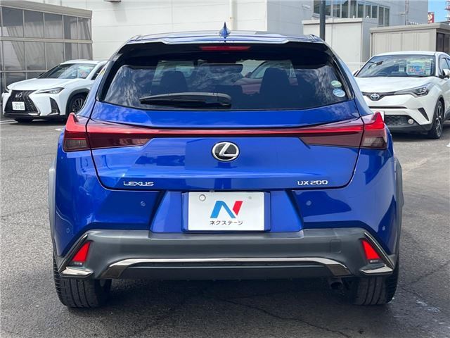 صورة مصغرة 25 لـ 2018 Lexus UX