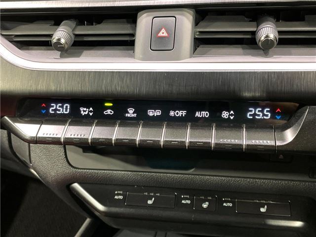 صورة مصغرة 28 لـ 2019 Lexus UX