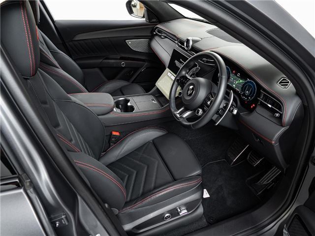 صورة مصغرة 21 لـ 2023 Maserati GRECALE