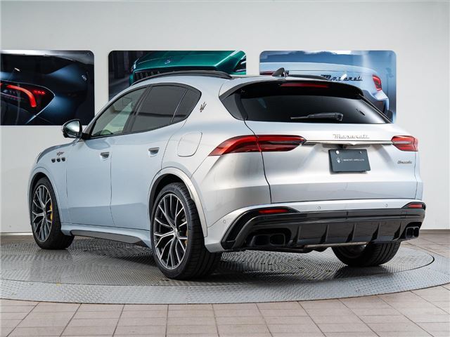صورة 8 لـ 2023 Maserati GRECALE