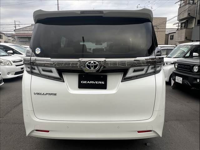 صورة 9 لـ 2019 Toyota VELLFIRE