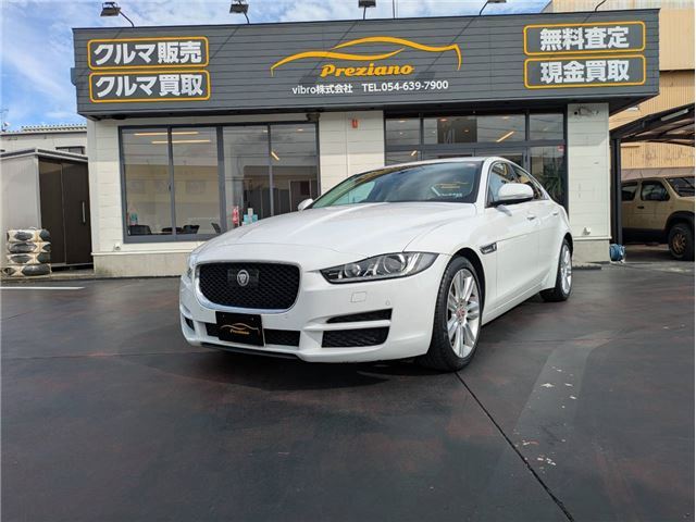 2015 Jaguar XE — фото 1