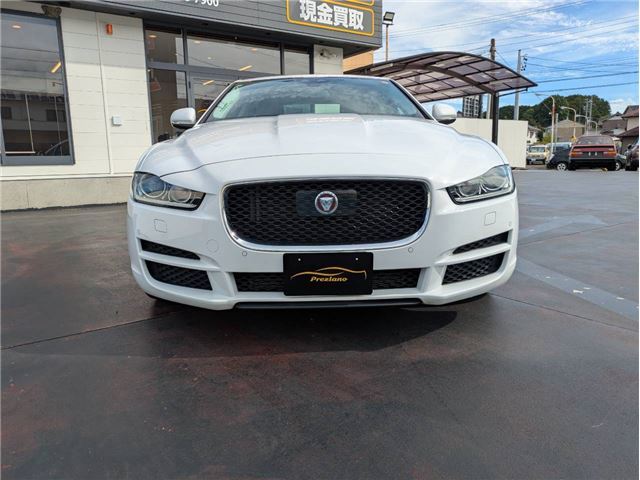 2015 Jaguar XE — фото 2