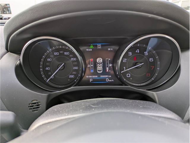 2015 Jaguar XE — миниатюра 20
