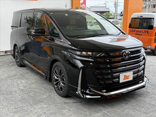 2025 Toyota VELLFIRE photo 8