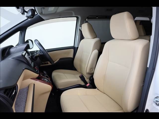 2014 Toyota NOAH 缩略图 17