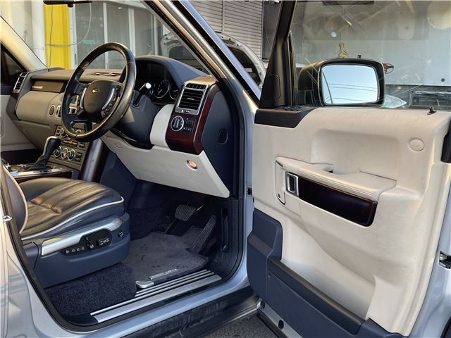 صورة 9 لـ 2007 LAND Rover RANGE ROVER VOGUE
