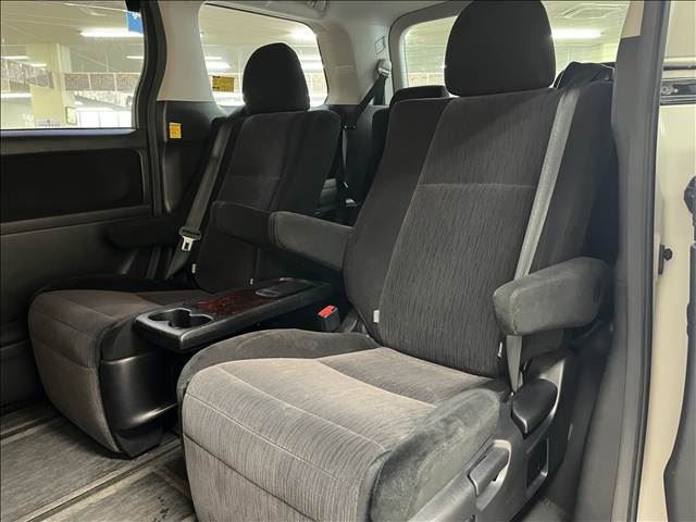 2012 Toyota VELLFIRE — миниатюра 40