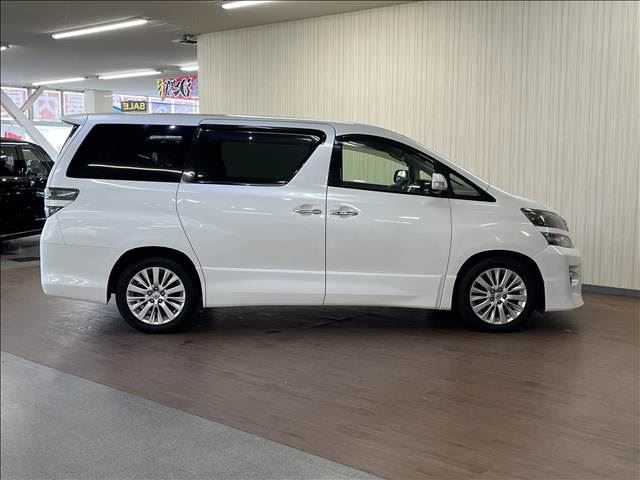 صورة 8 لـ 2012 Toyota VELLFIRE