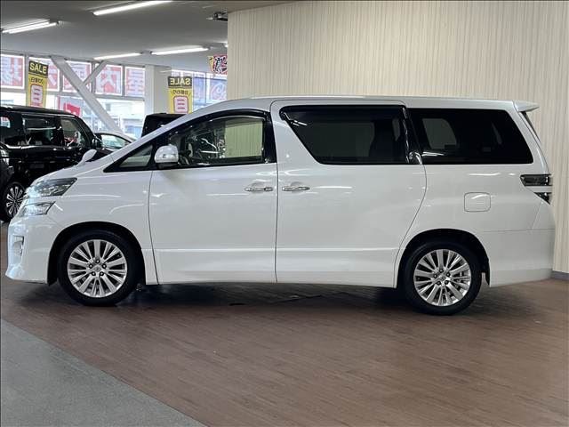 صورة 4 لـ 2012 Toyota VELLFIRE