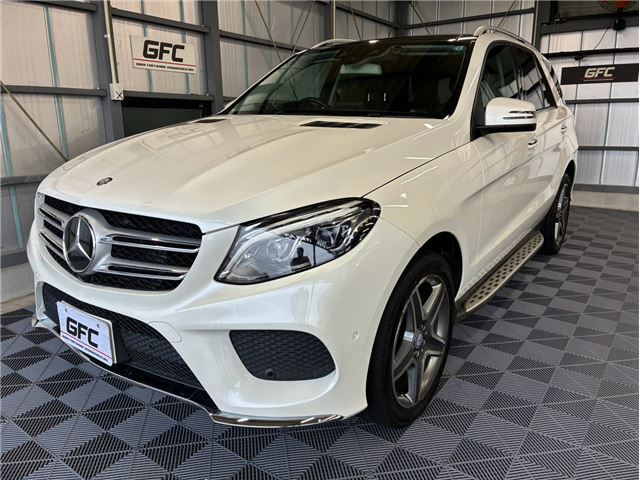 2016 Mercedes-BENZ GLE photo 1