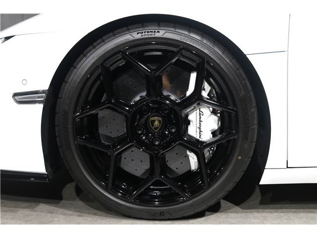صورة مصغرة 11 لـ 2026 Lamborghini TEMERARIO