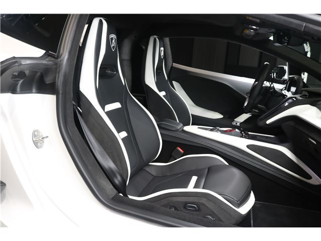 صورة مصغرة 24 لـ 2026 Lamborghini TEMERARIO