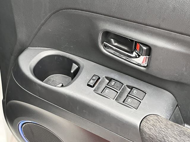 2013 Toyota BB — миниатюра 26