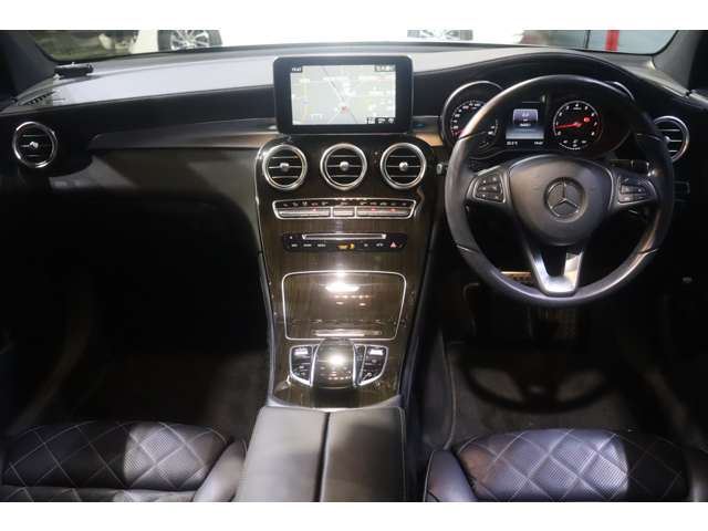 صورة 2 لـ 2016 Mercedes-BENZ GLC