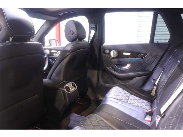 2016 Mercedes-BENZ GLC — миниатюра 29