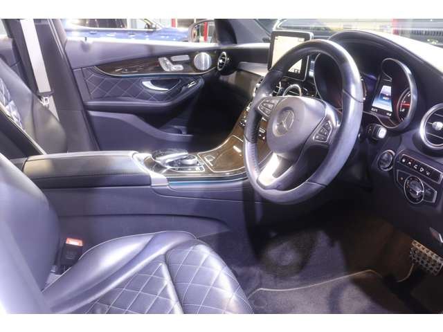 صورة 4 لـ 2016 Mercedes-BENZ GLC