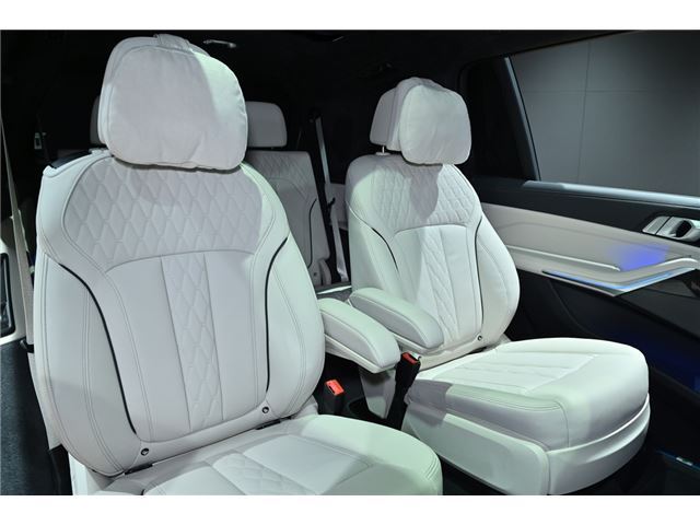 2024 BMW X7 缩略图 23