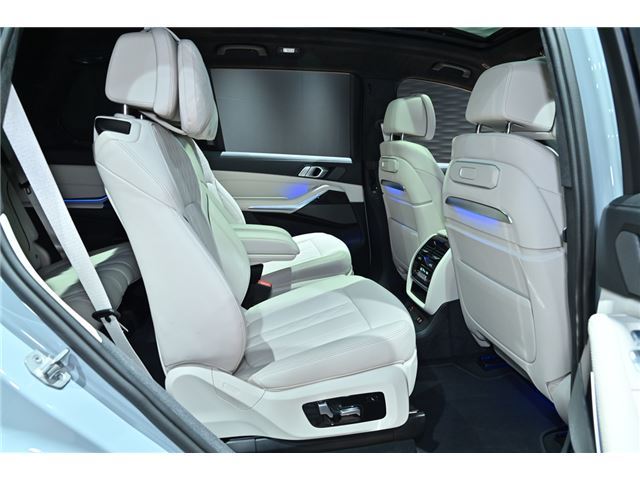 2024 BMW X7 缩略图 25