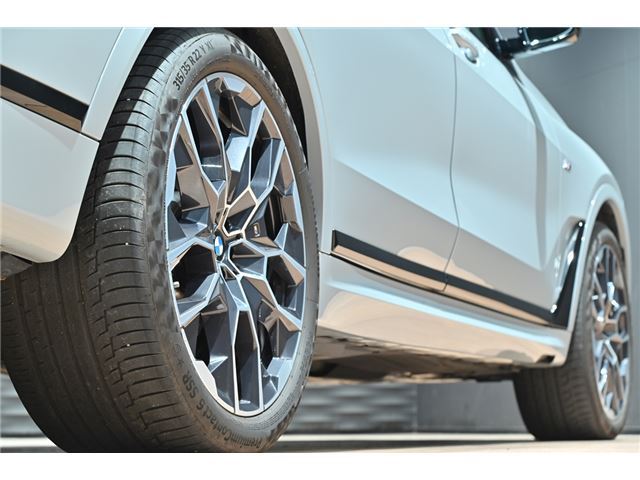 2024 BMW X7 缩略图 60