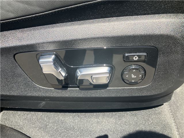 2023 BMW X7 缩略图 15