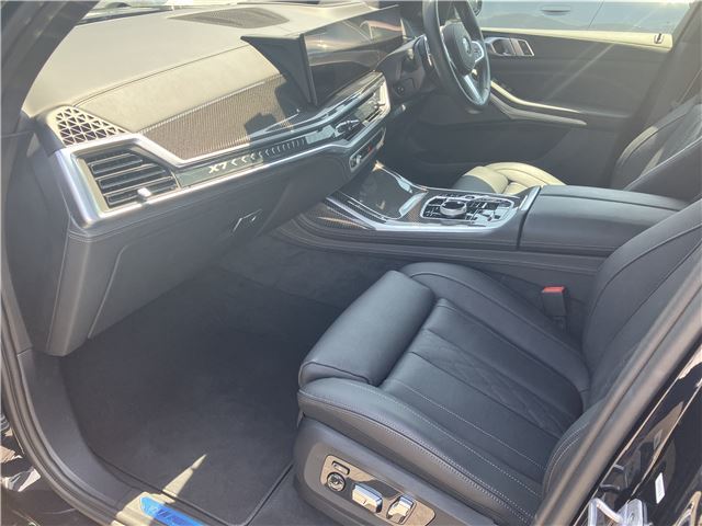 2023 BMW X7 缩略图 17