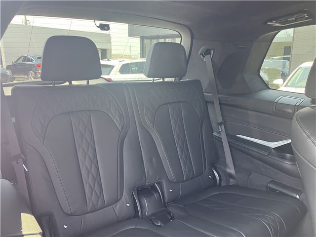 2023 BMW X7 缩略图 25