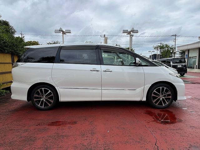 2013 Toyota ESTIMA photo 5