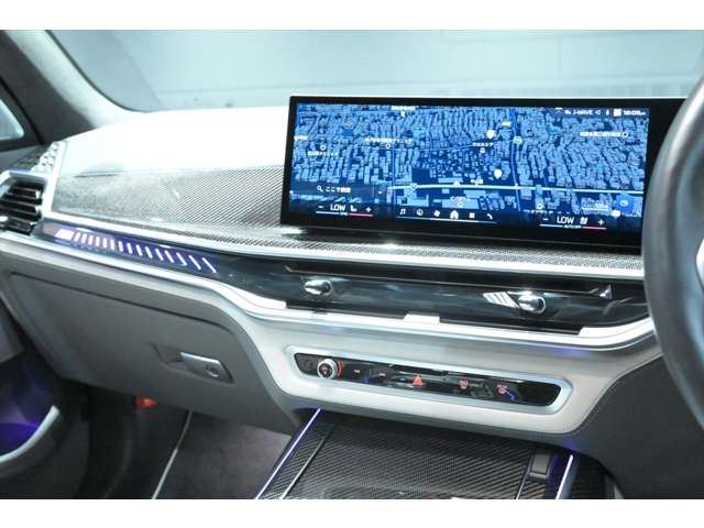 2024 BMW X7 缩略图 39