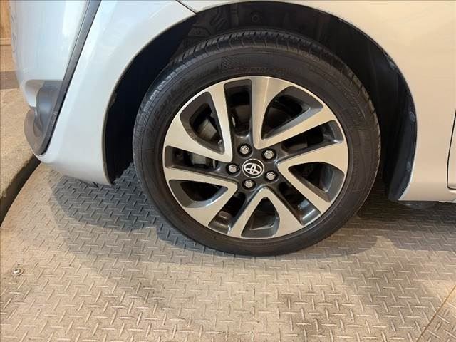 2016 Toyota SIENTA — миниатюра 15