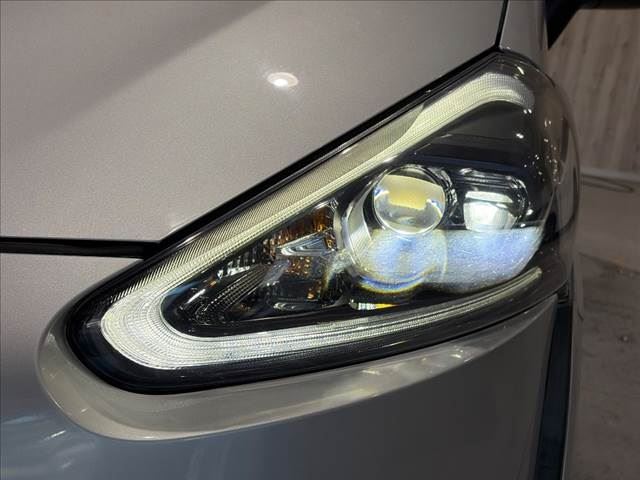 2016 Toyota SIENTA — миниатюра 13