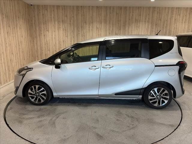 2016 Toyota SIENTA — миниатюра 22