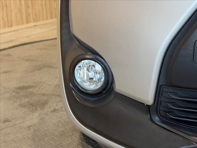2016 Toyota SIENTA — миниатюра 26