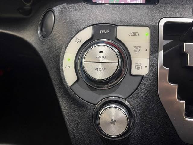 2016 Toyota SIENTA — миниатюра 39
