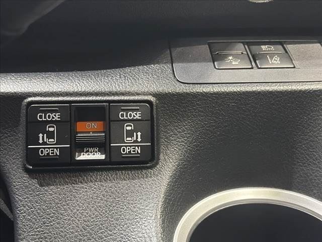 صورة 8 لـ 2016 Toyota SIENTA