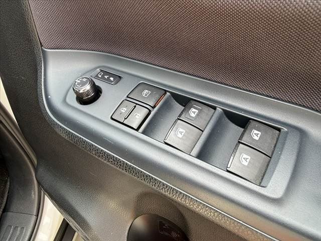 صورة مصغرة 29 لـ 2014 Toyota NOAH