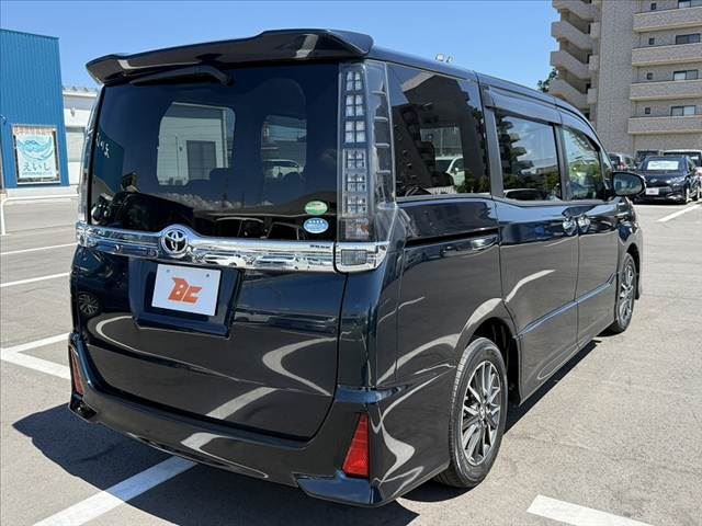 2015 Toyota VOXY — миниатюра 15