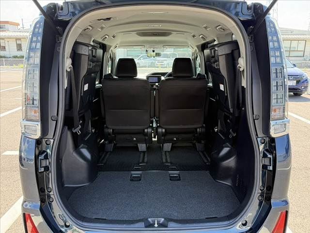2015 Toyota VOXY — миниатюра 22