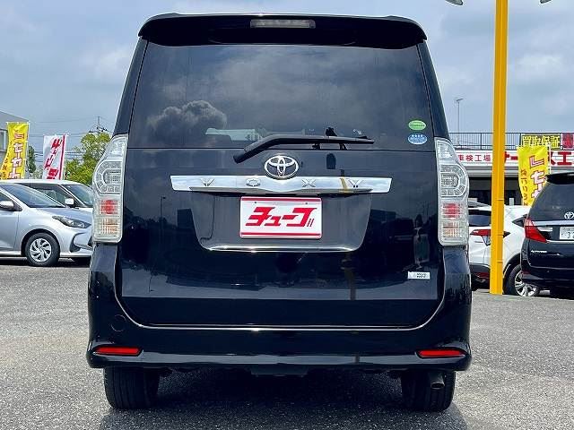 صورة مصغرة 6 لـ 2012 Toyota VOXY
