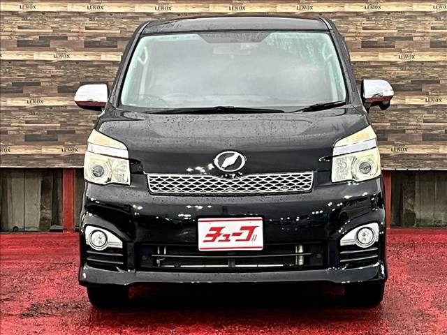 صورة مصغرة 2 لـ 2013 Toyota VOXY
