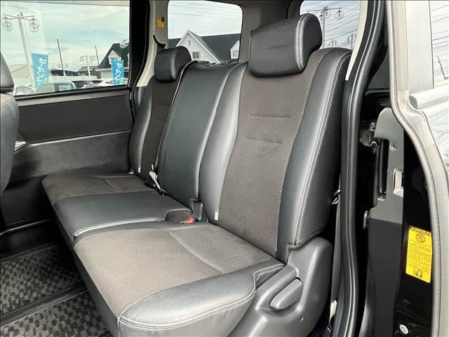 صورة مصغرة 34 لـ 2013 Toyota VOXY