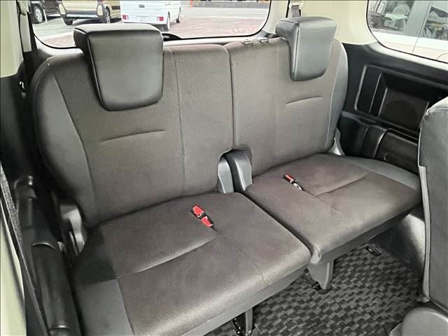 صورة مصغرة 35 لـ 2013 Toyota VOXY