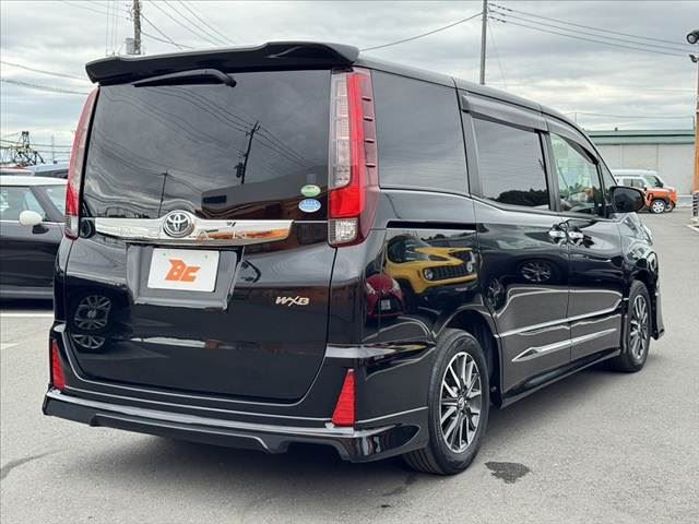 صورة مصغرة 15 لـ 2016 Toyota NOAH