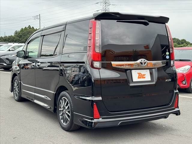 صورة مصغرة 13 لـ 2016 Toyota NOAH