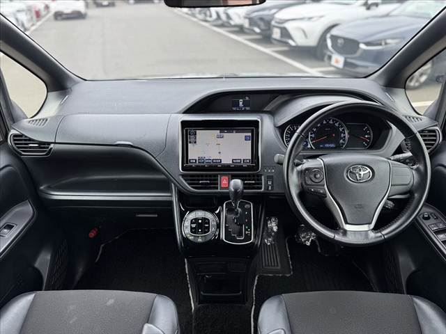 صورة 2 لـ 2016 Toyota NOAH