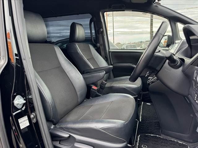 صورة مصغرة 16 لـ 2016 Toyota NOAH