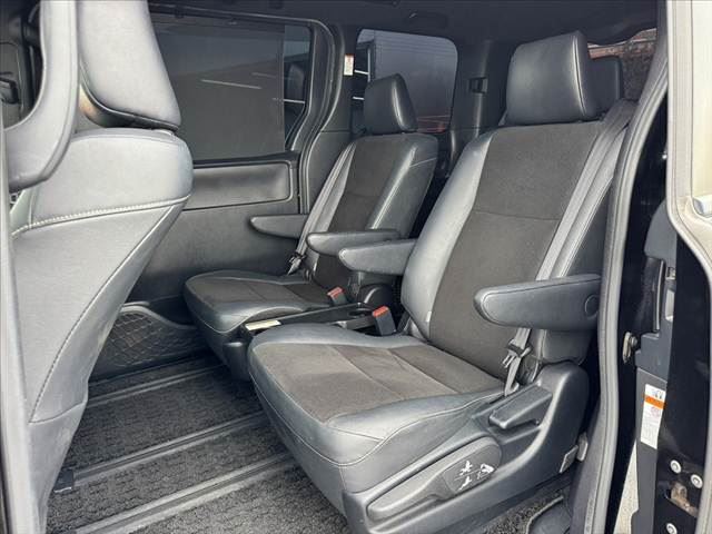 صورة مصغرة 18 لـ 2016 Toyota NOAH