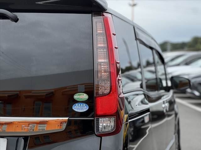 صورة مصغرة 36 لـ 2016 Toyota NOAH