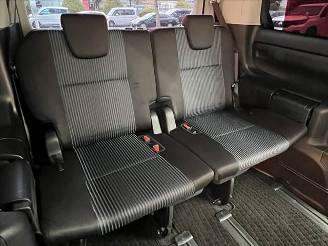 2014 Toyota VOXY — миниатюра 20